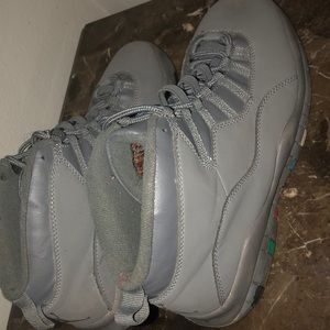 Cool Grey 10s